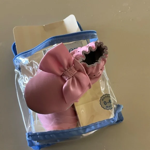 NWT Robeez Baby Girl Pink Slippers/PINK SATIN BOW (6 MONTH) - Picture 3 of 6